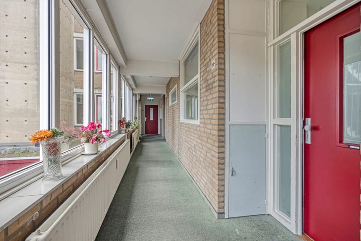 Foto 7 van Stationsplein 54