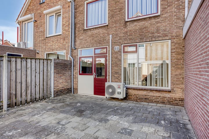 Foto 13 van Irissenstraat 4