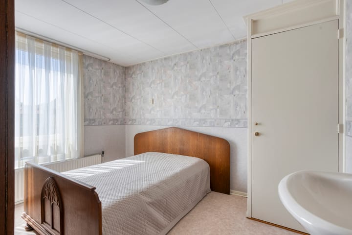 Foto 16 van Irissenstraat 4