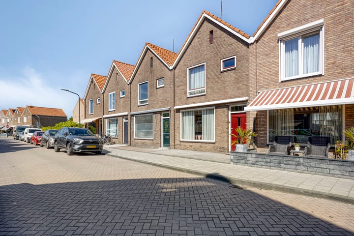 Foto 26 van Irissenstraat 4