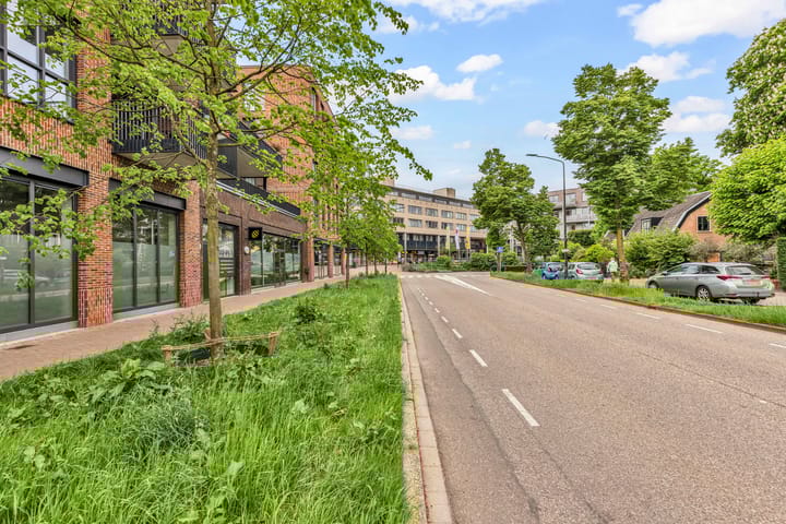 Photo 37 of Antonlaan 86