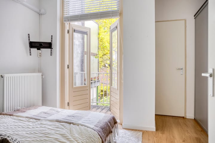 Foto 9 van van Berchenstraat 24