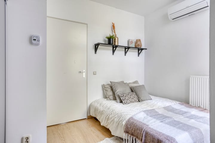 Foto 11 van van Berchenstraat 24