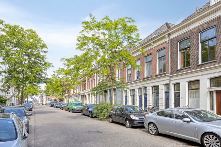 Foto 18 van van Berchenstraat 24