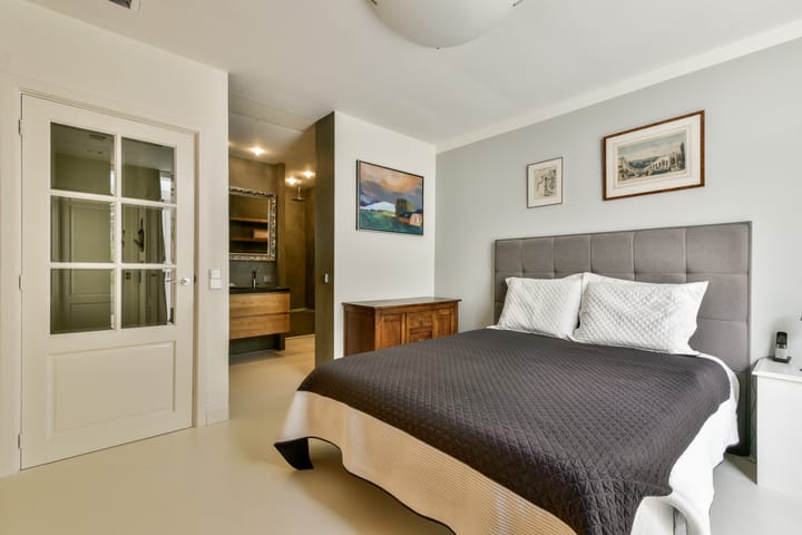 Foto 17 van Paramaribostraat 59