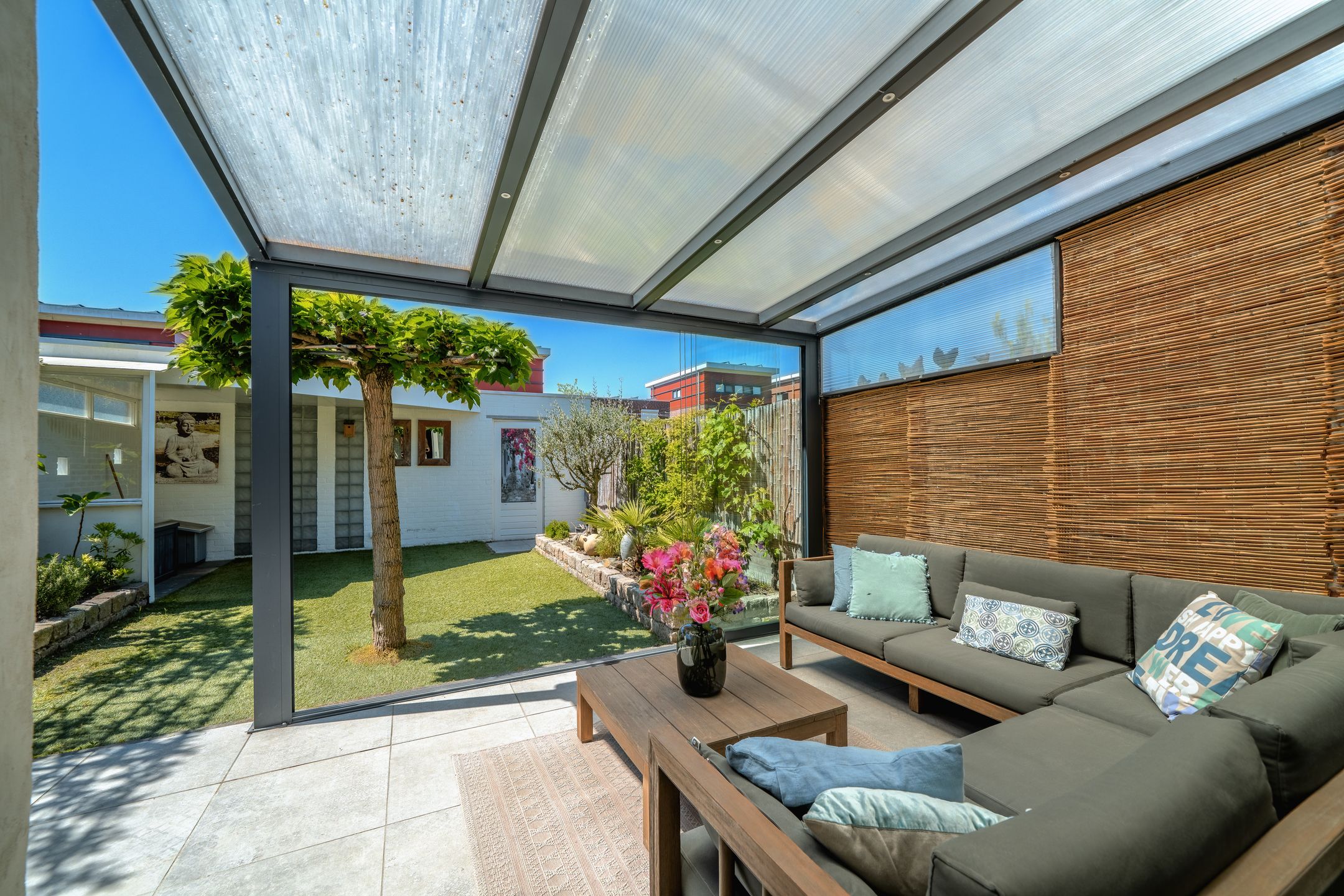 Foto 3 van Assepoester 13