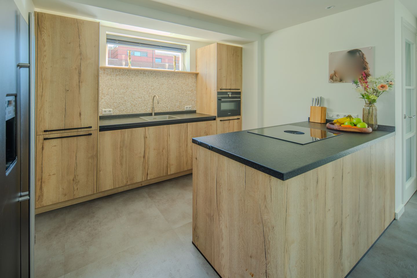 Foto 5 van Assepoester 13