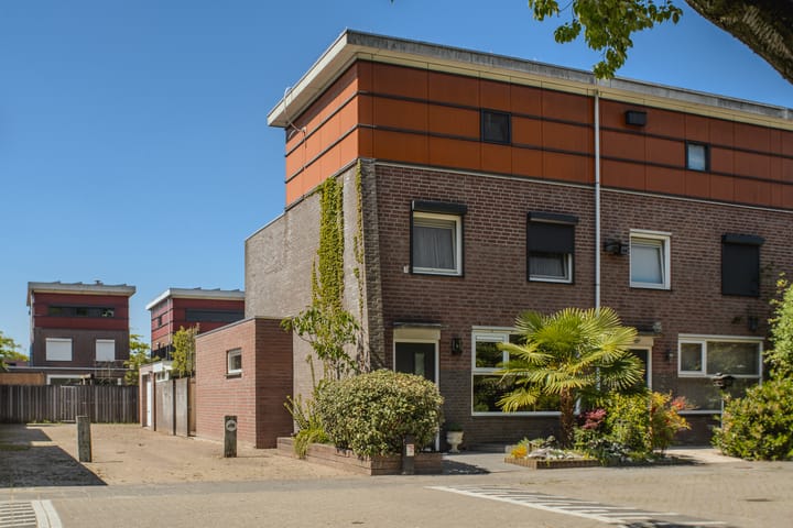 Foto 37 van Assepoester 13