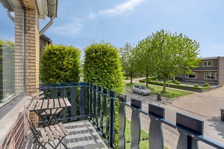 Foto 24 van Julianalaan 54