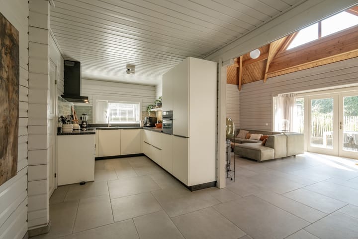 Photo 9 of Kerkstraat 13-A