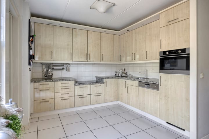 Foto 11 van Korvetstraat 37