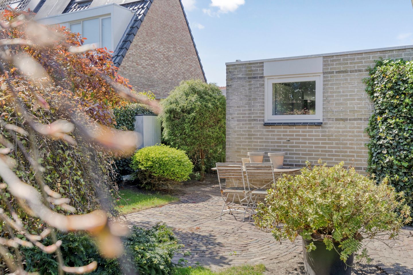 Foto 34 van Korvetstraat 37