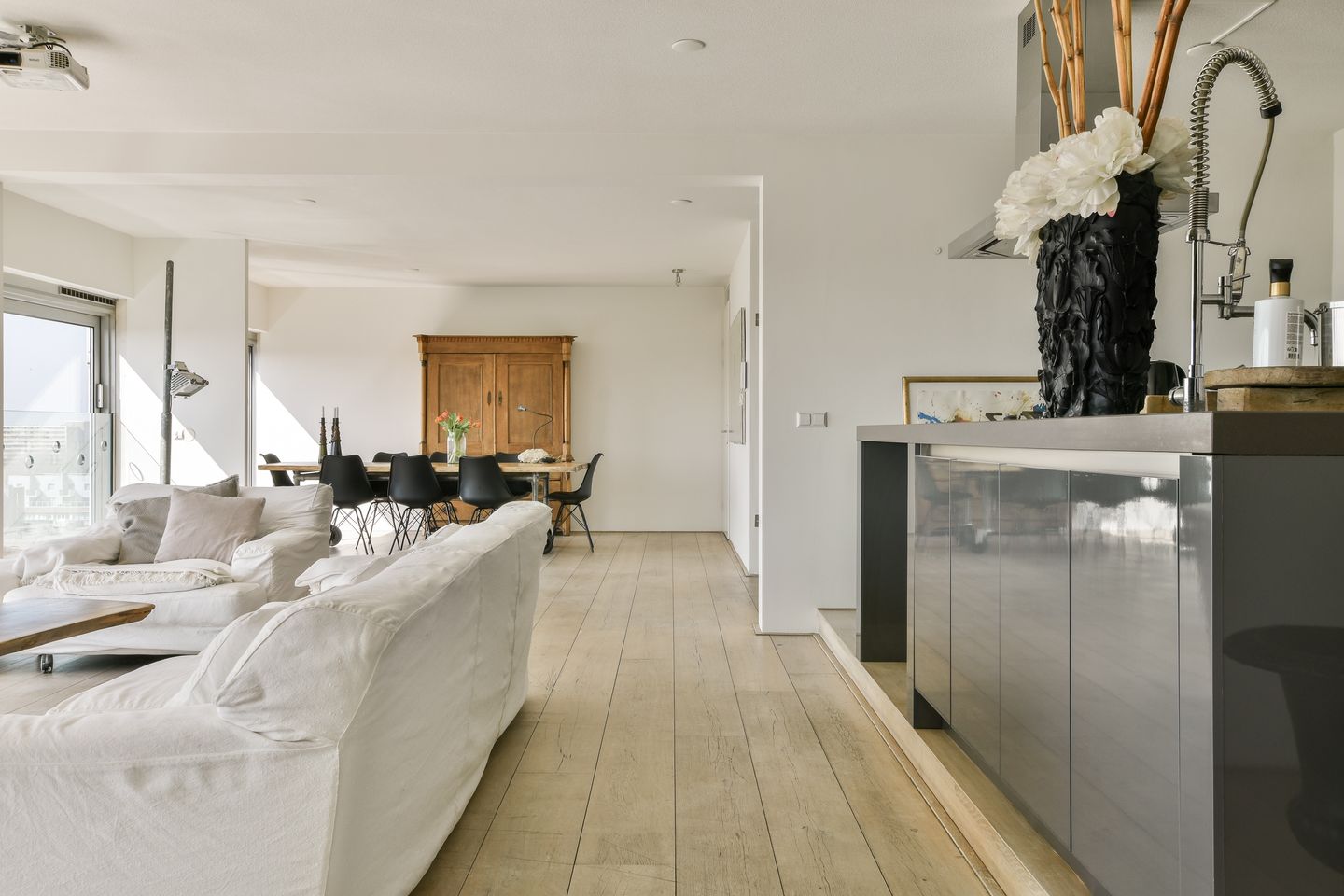 Foto 14 van Jan van Zutphenstraat 675