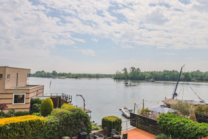 Foto 25 van Rivierdijk 32