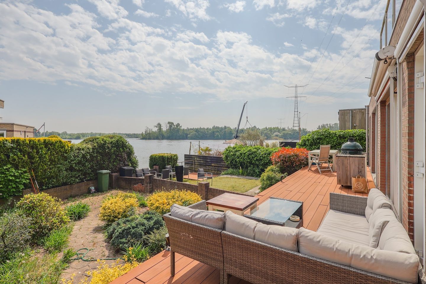 Foto 4 van Rivierdijk 32