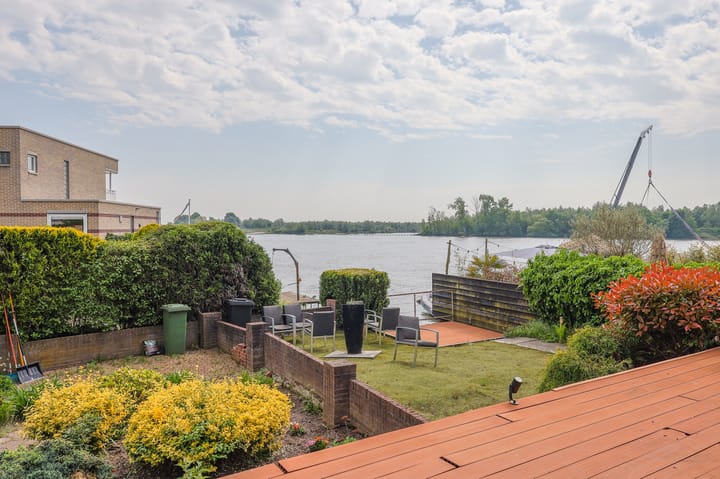 Foto 27 van Rivierdijk 32