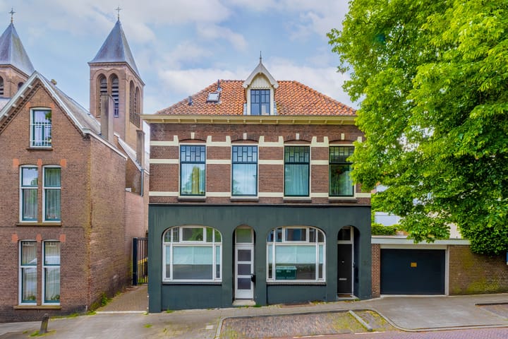 Foto 1 van Van Slichtenhorststraat 32