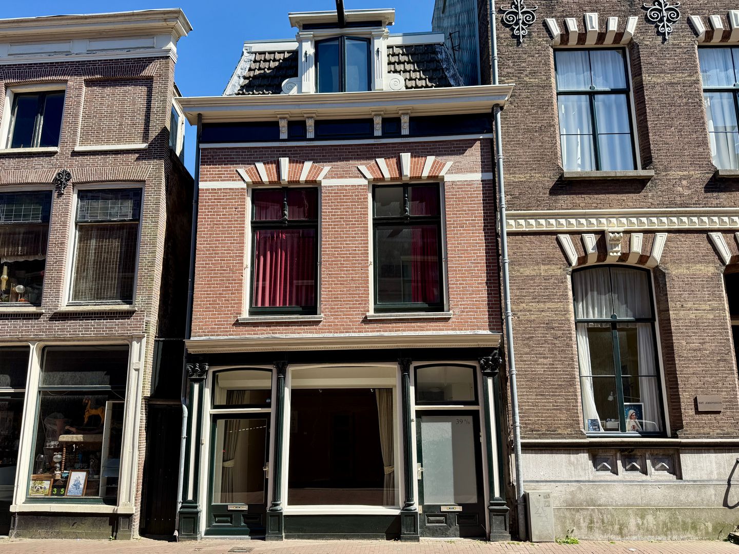 View photo 1 of Jansstraat 37