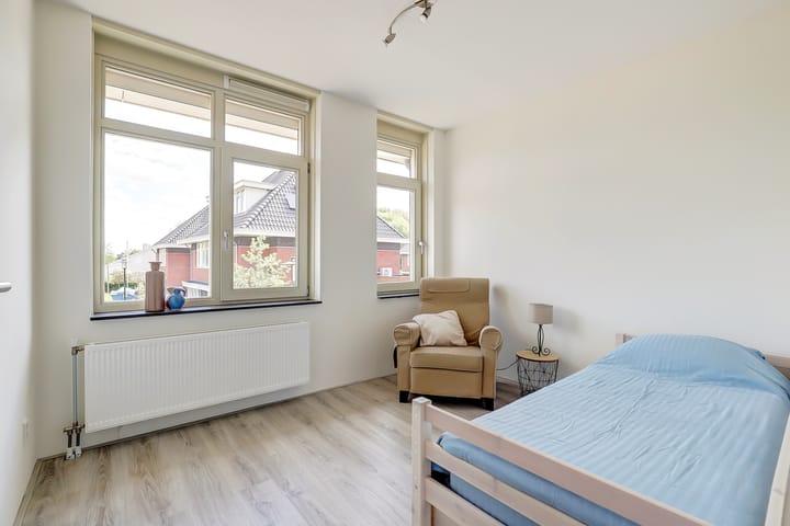 Foto 28 van Dokter De Vliegerstraat 26