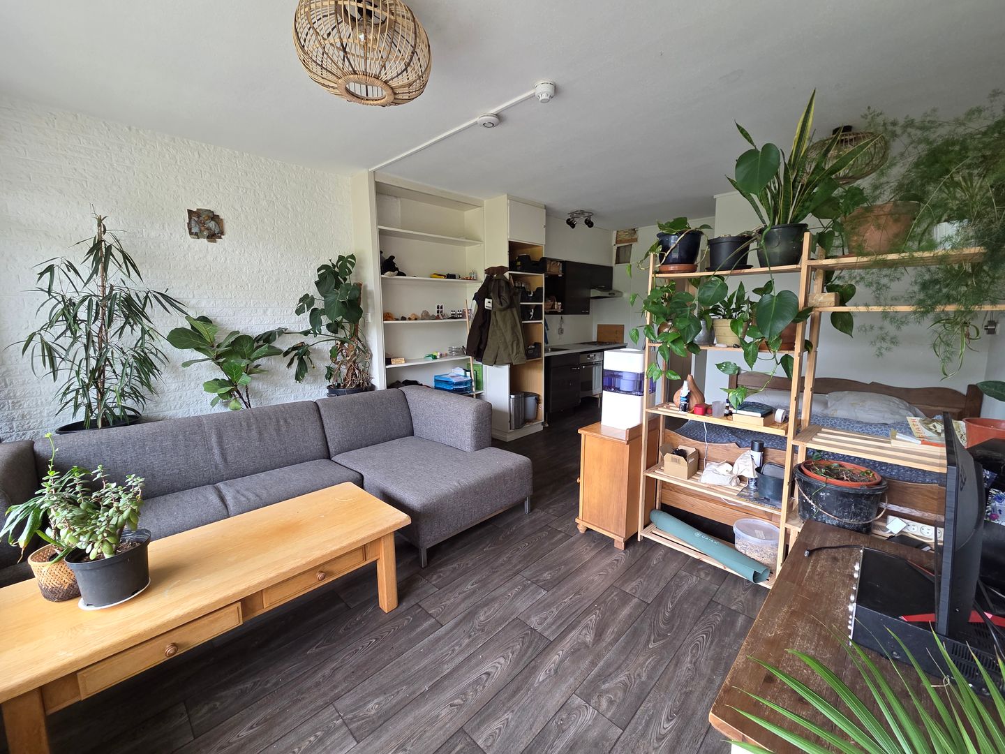 Foto 19 van de Casembrootstraat 7