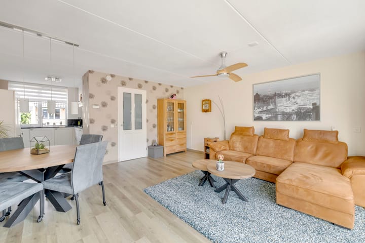 Foto 11 van Basilicumveld 30