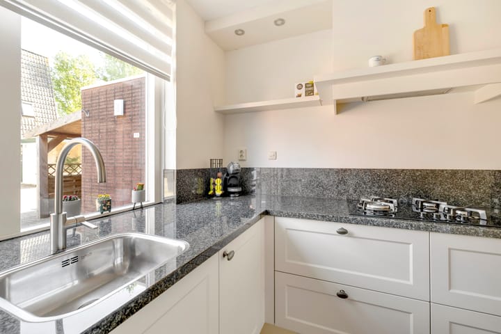 Foto 16 van Basilicumveld 30