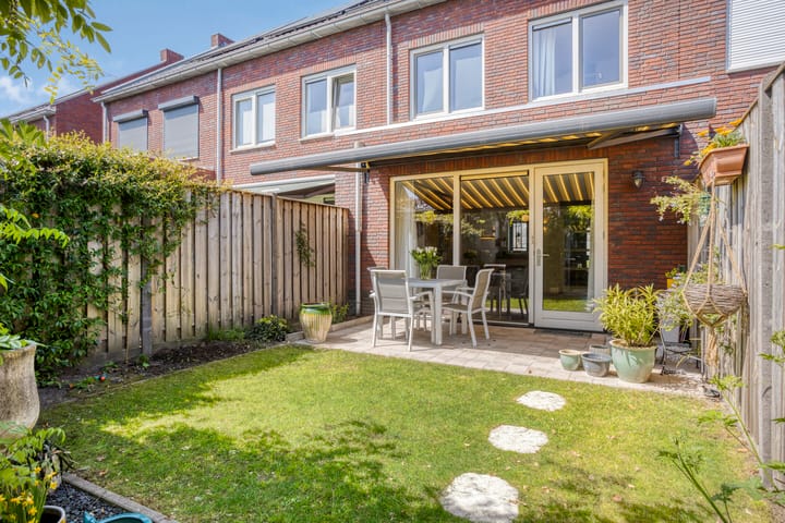 Foto 35 van Merensteinplein 9