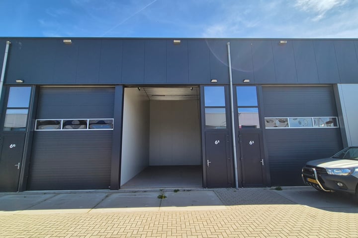 Eeser Hout 6-P, Steenwijk