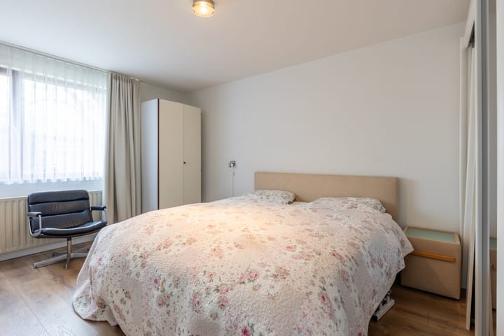 Foto 20 van Meidoorn 85