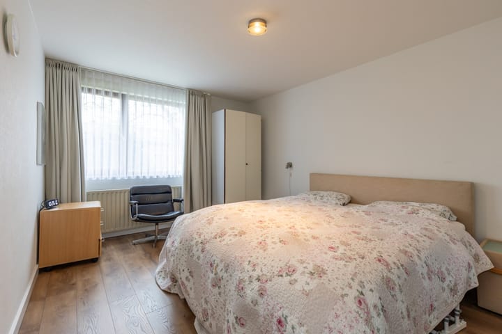 Foto 21 van Meidoorn 85