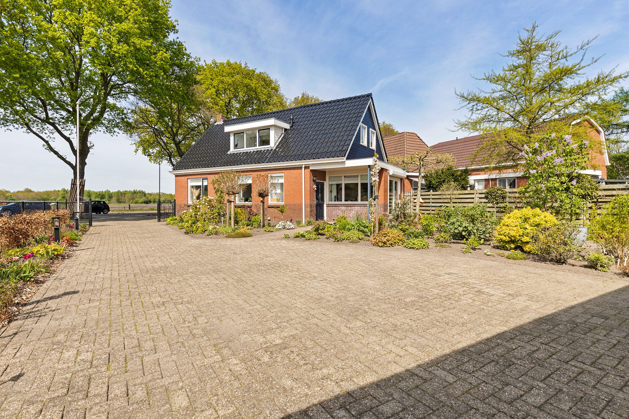 Photo 12 of Hoofdweg 140