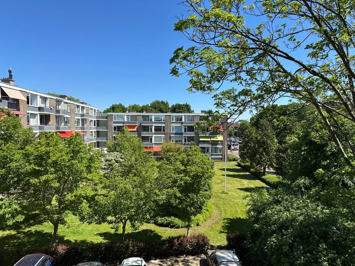 Foto 14 van van Leeuwenstraat 128