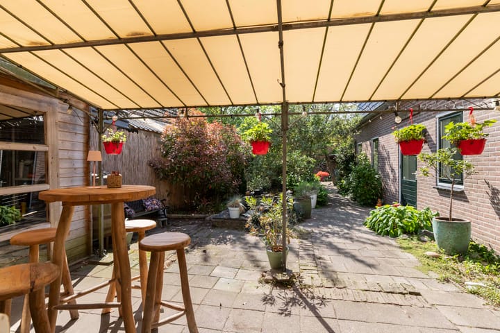 Foto 35 van De Ruyterstraat 27