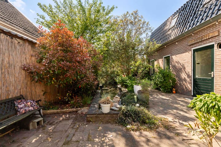 Foto 37 van De Ruyterstraat 27