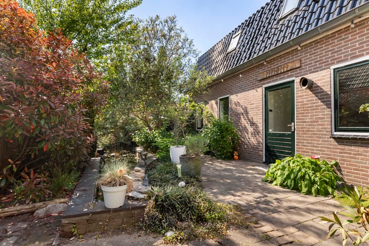 Foto 38 van De Ruyterstraat 27