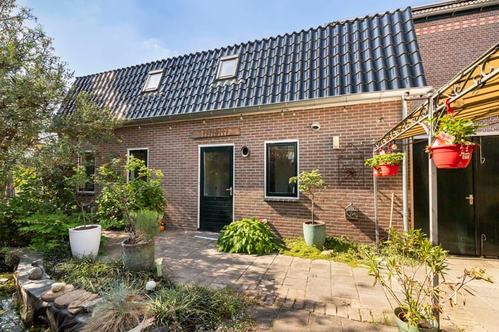 Foto 39 van De Ruyterstraat 27