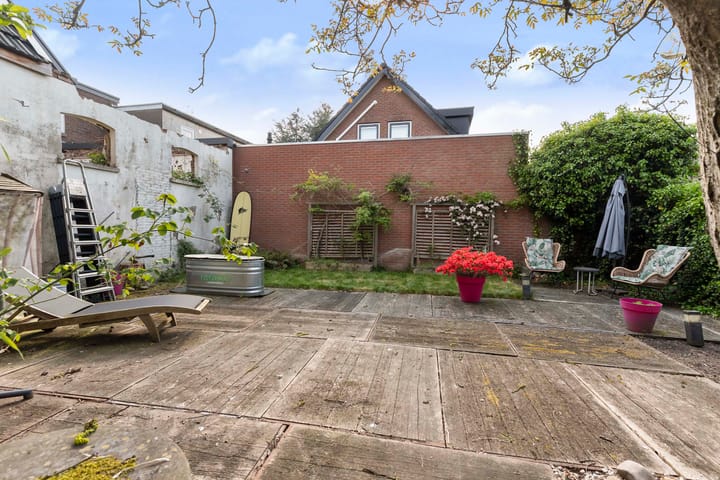 Foto 48 van De Ruyterstraat 27