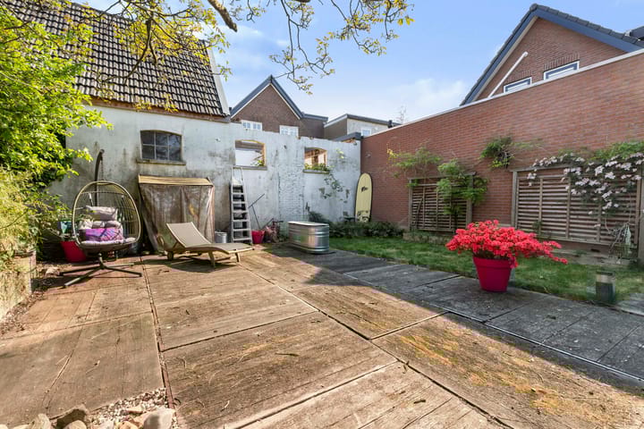 Foto 49 van De Ruyterstraat 27