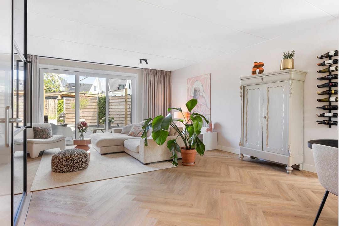 Photo 2 of Boomblauwtje 46