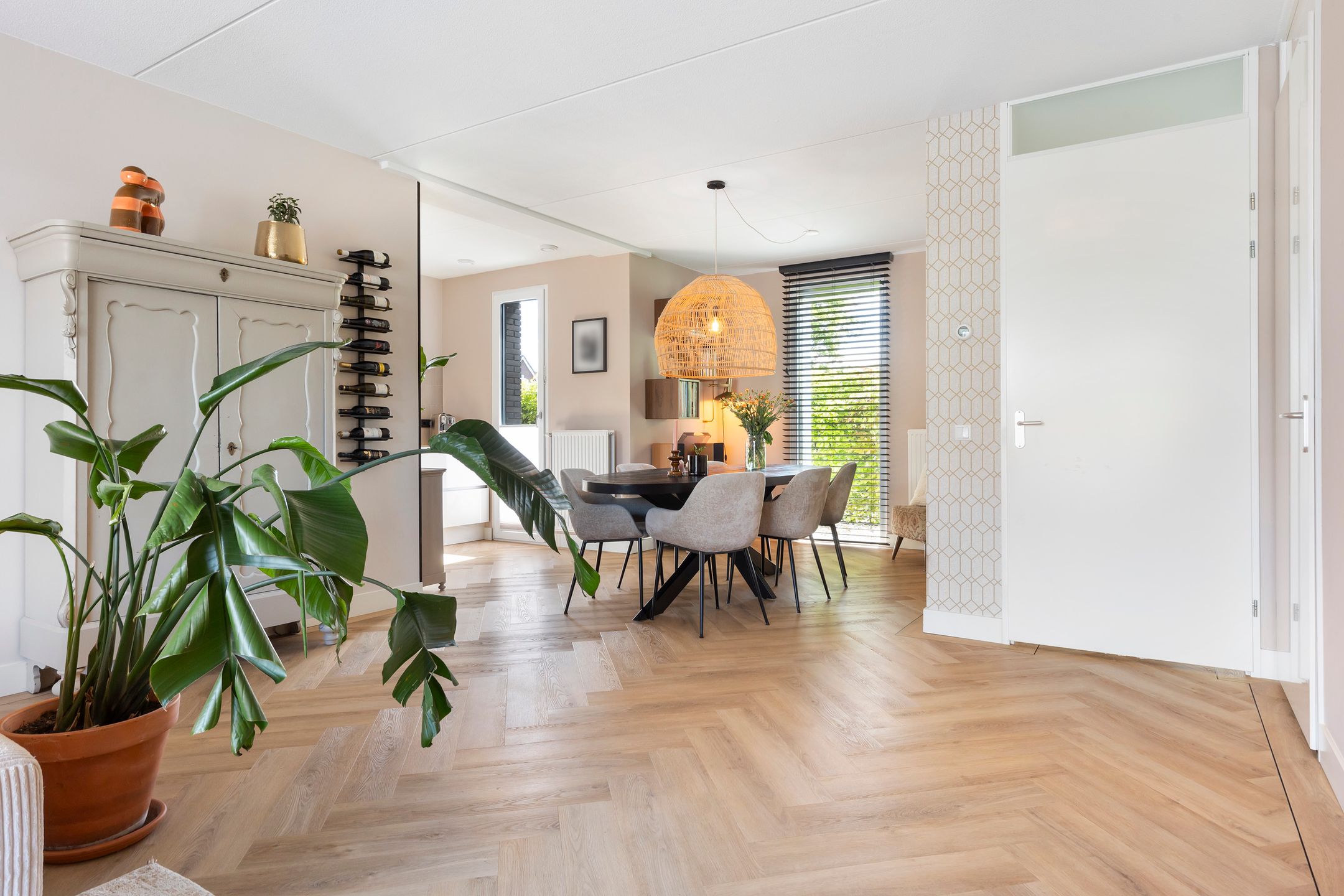 Photo 3 of Boomblauwtje 46