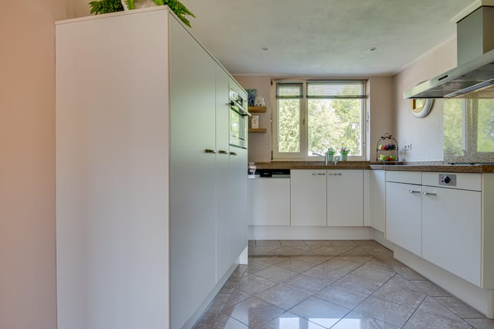 Foto 10 van Meester Bierkuslaan 33