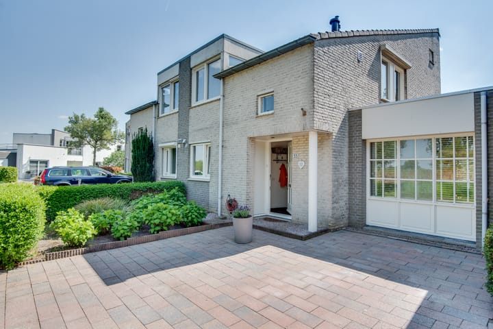 Foto 31 van Meester Bierkuslaan 33