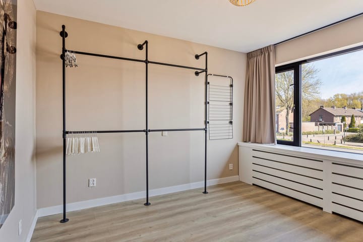 Foto 29 van Nuenenseweg 127