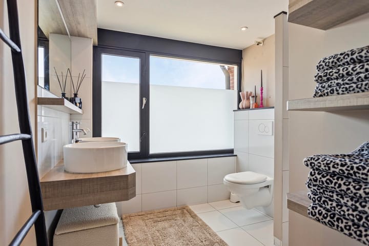 Foto 24 van Nuenenseweg 127