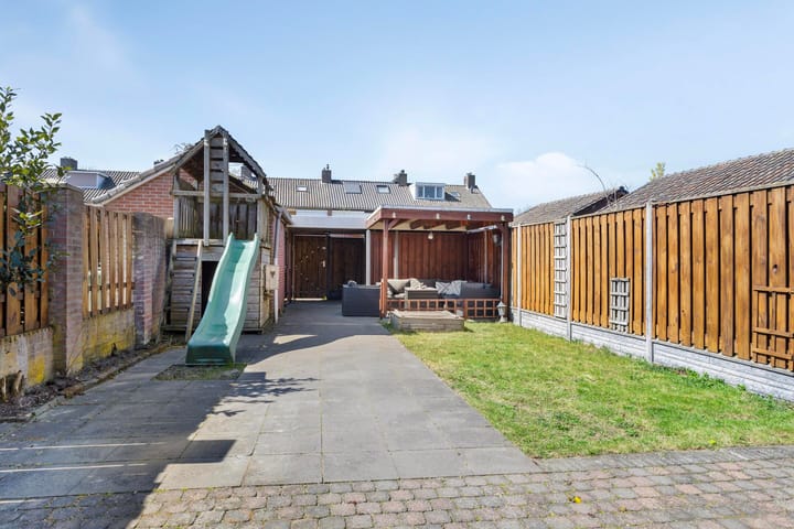 Foto 34 van Nuenenseweg 127