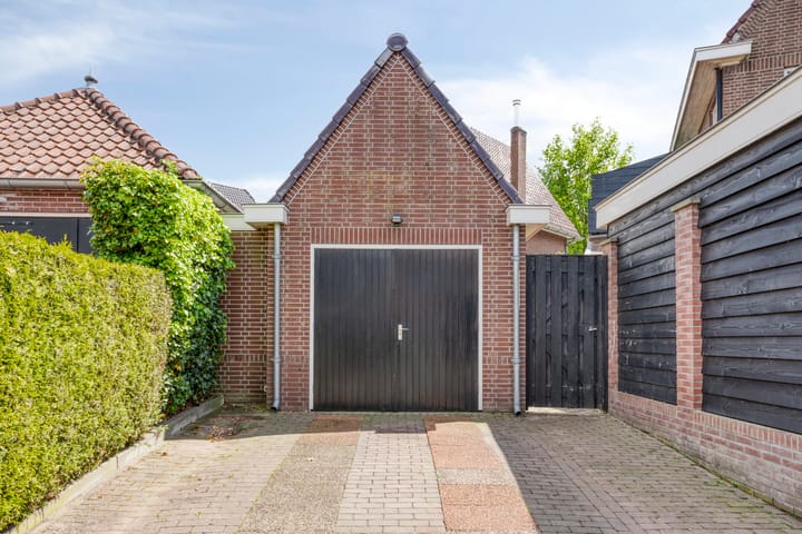 Foto 42 van Alleeweg 2