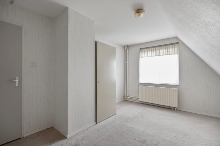 Foto 25 van L. Pietersestraat 73