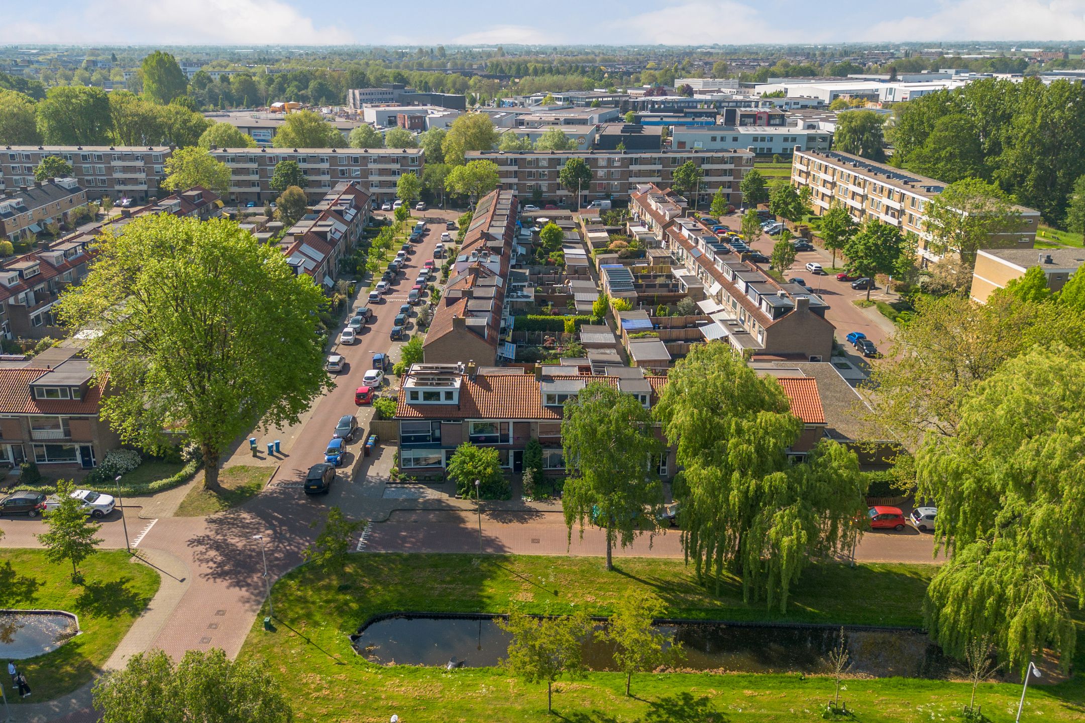 Foto 63 van Goudenregenplantsoen 29