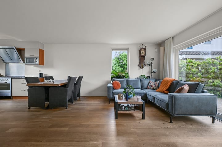 Foto 12 van E.F. van den Banweg 73