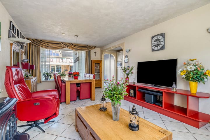 Photo 4 of Iepenstraat 4